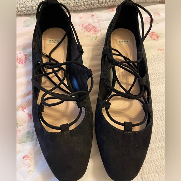 ZARA Trafaluc black faux suede  lace up ballet slipper flats Sz 41 - Picture 3 of 5